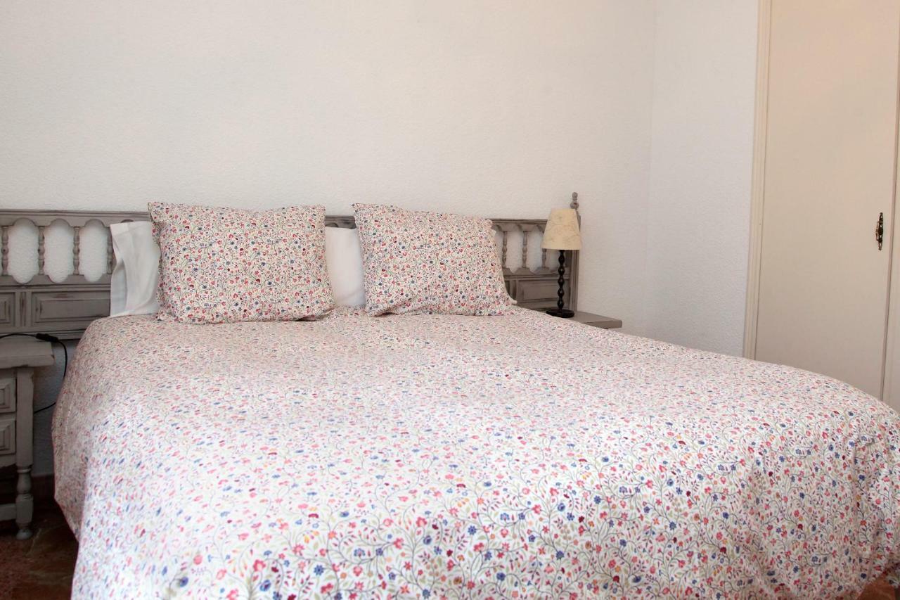 La Hojarasca Guest House Cuevas Del Valle ภายนอก รูปภาพ